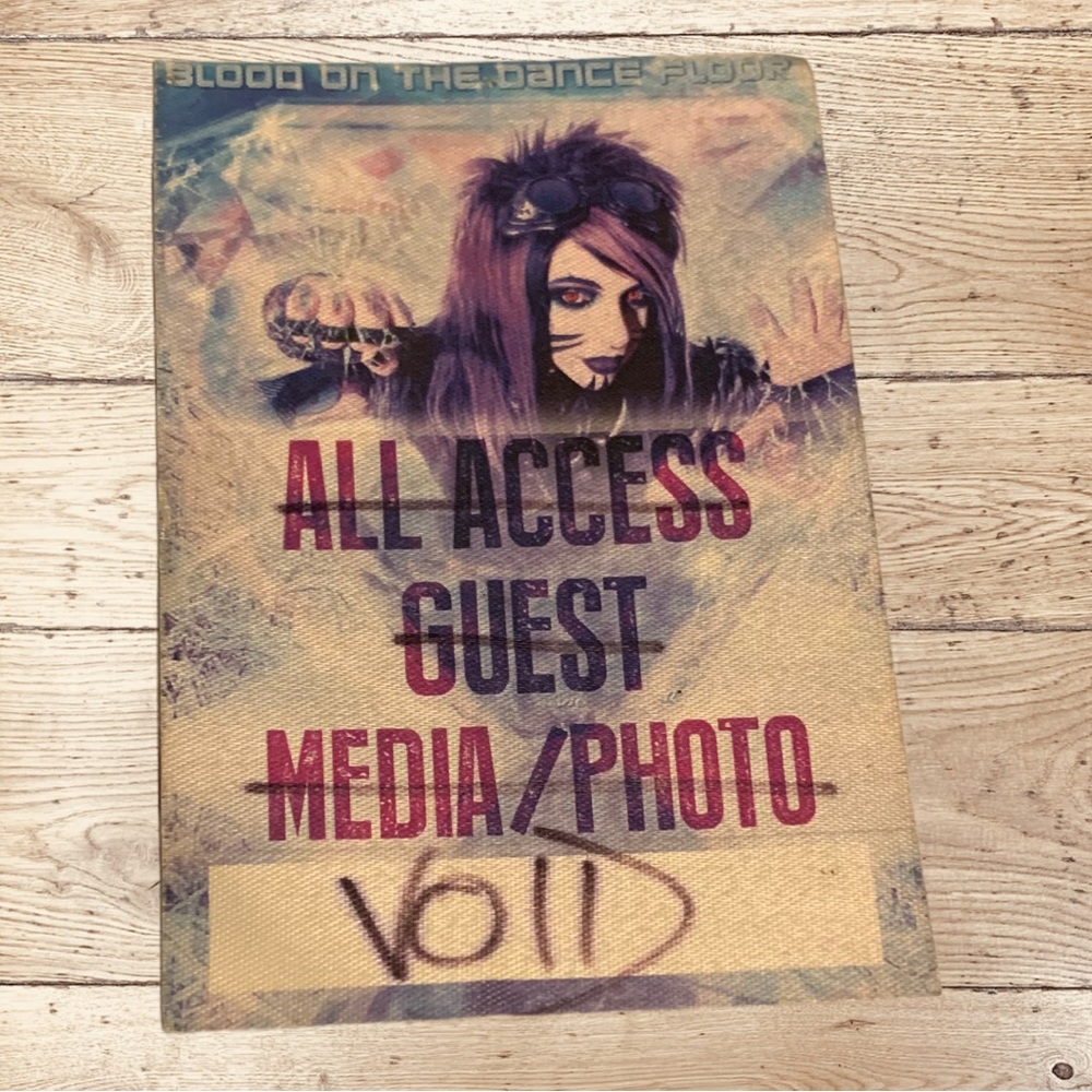 BOTDF Blood On The Dance Floor Scene Emo Diamond Dahvie Backstage Pass
